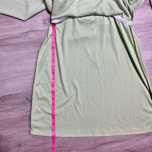 Fourteenth Place Sol Side Cut Out Long Sleeve Midi- Maxi Dress Size M Green NWOT - Picture 16 of 16